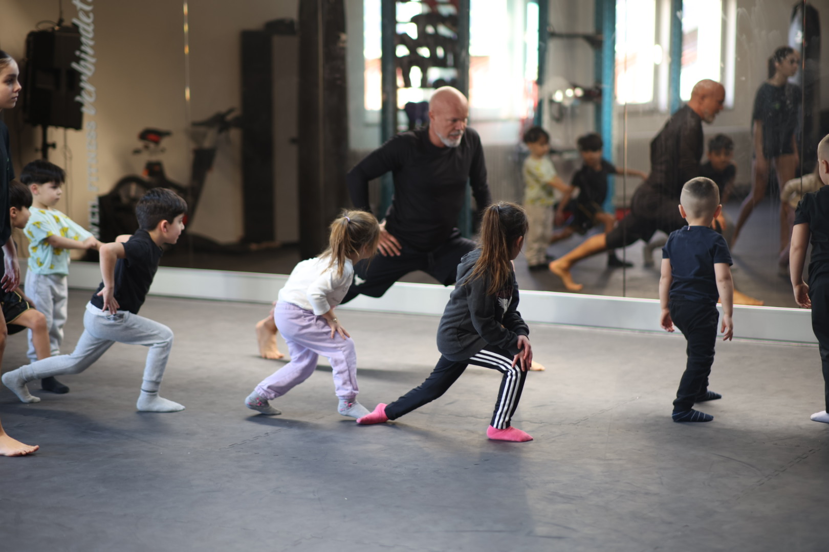 Sparring und Partneruebung beim Kickboxen